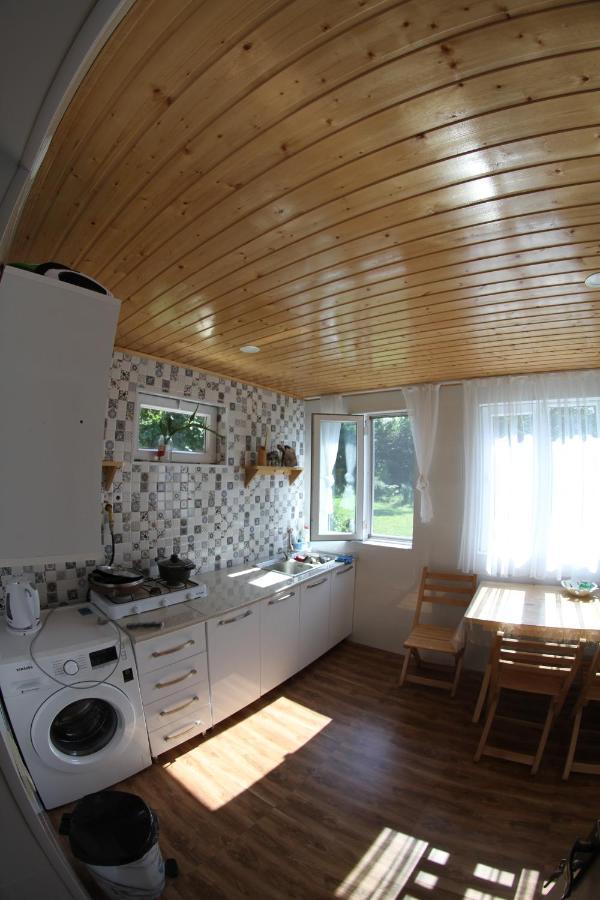 Novel House Apartment Мартвили Екстериор снимка
