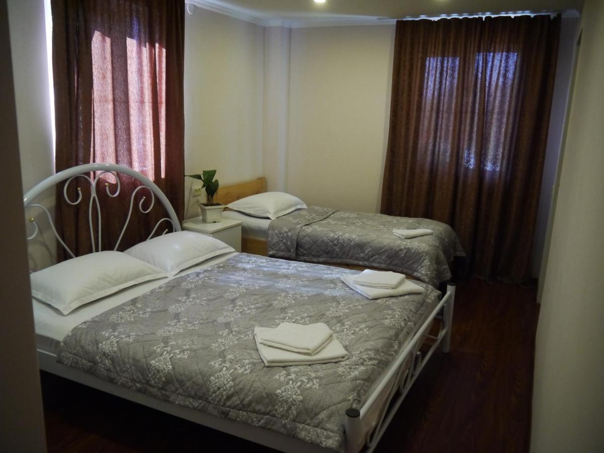 Novel House Apartment Мартвили Екстериор снимка
