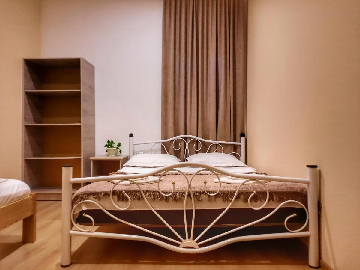 Novel House Apartment Мартвили Екстериор снимка