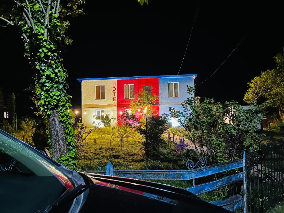 Novel House Apartment Мартвили Екстериор снимка